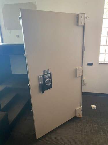 Diebold safe - diebold,